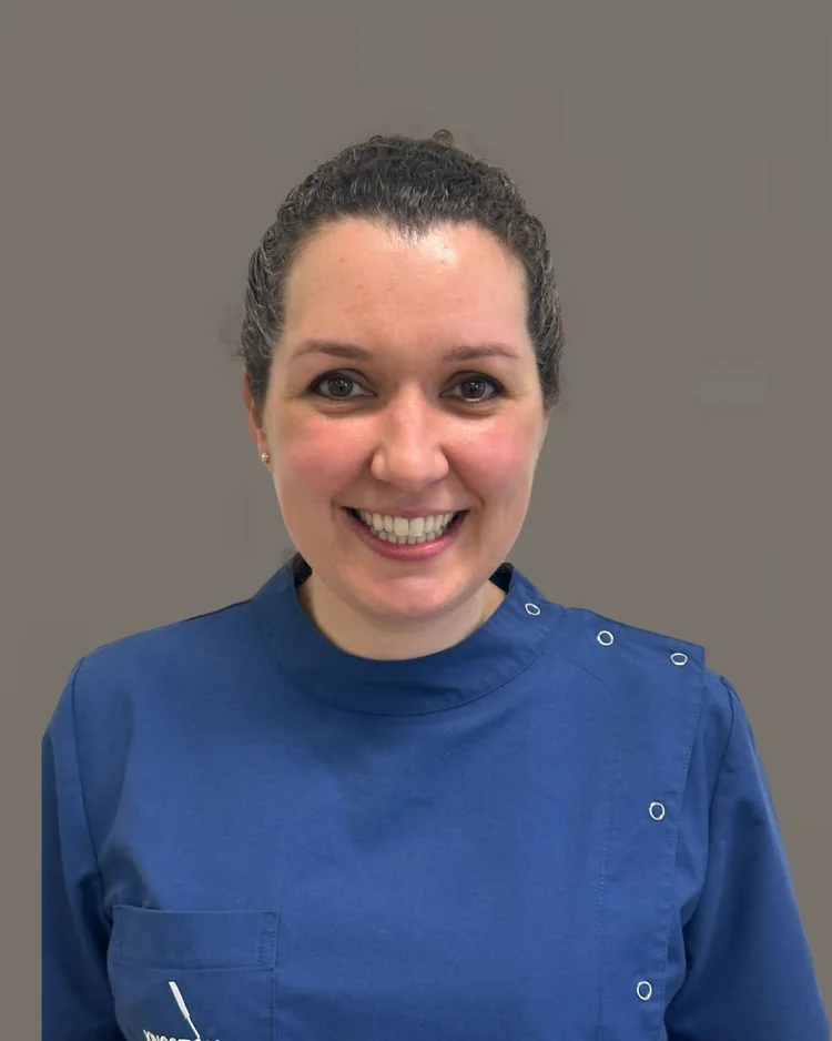 Meet Dr Johanna (Jo) Hull – Associate Dentist at Kingston Beach Dental